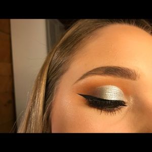 Meet your Posher, Libby